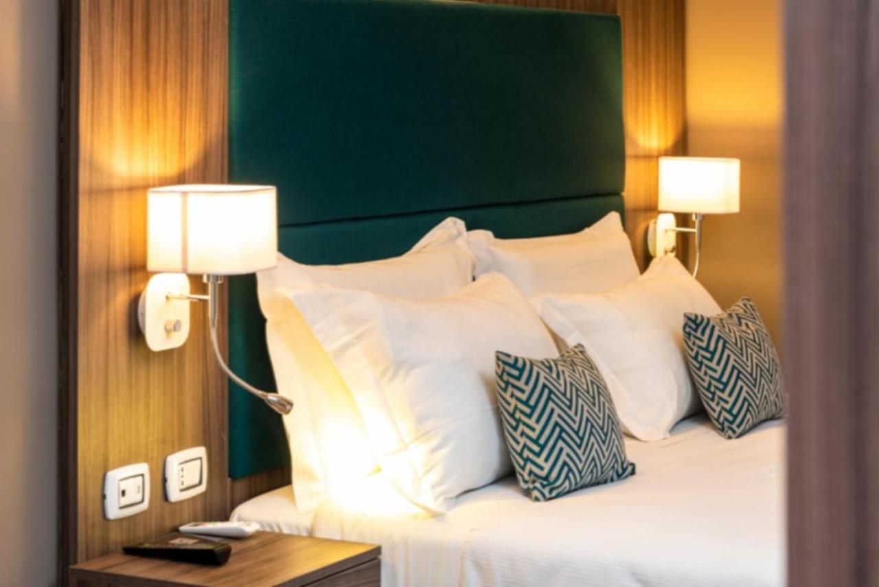 Aurelia Antica Suites & Apartments Рим Екстер'єр фото