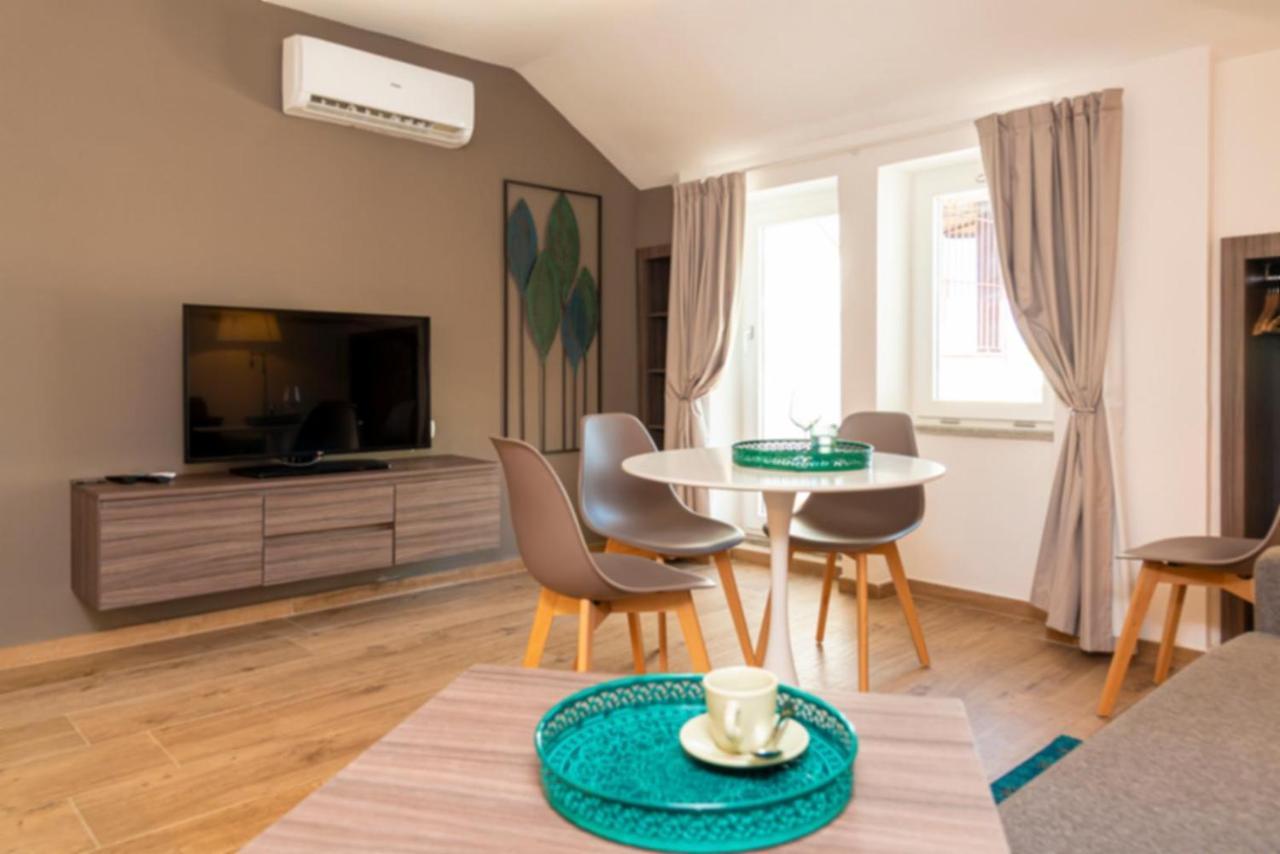 Aurelia Antica Suites & Apartments Рим Екстер'єр фото