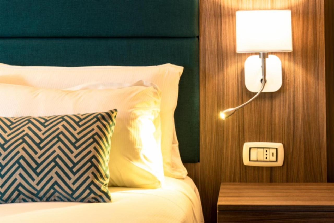 Aurelia Antica Suites & Apartments Рим Екстер'єр фото